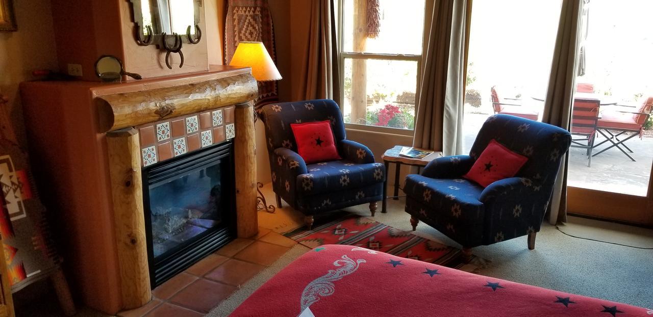 Adobe Hacienda Bed & Breakfast Седона Экстерьер фото