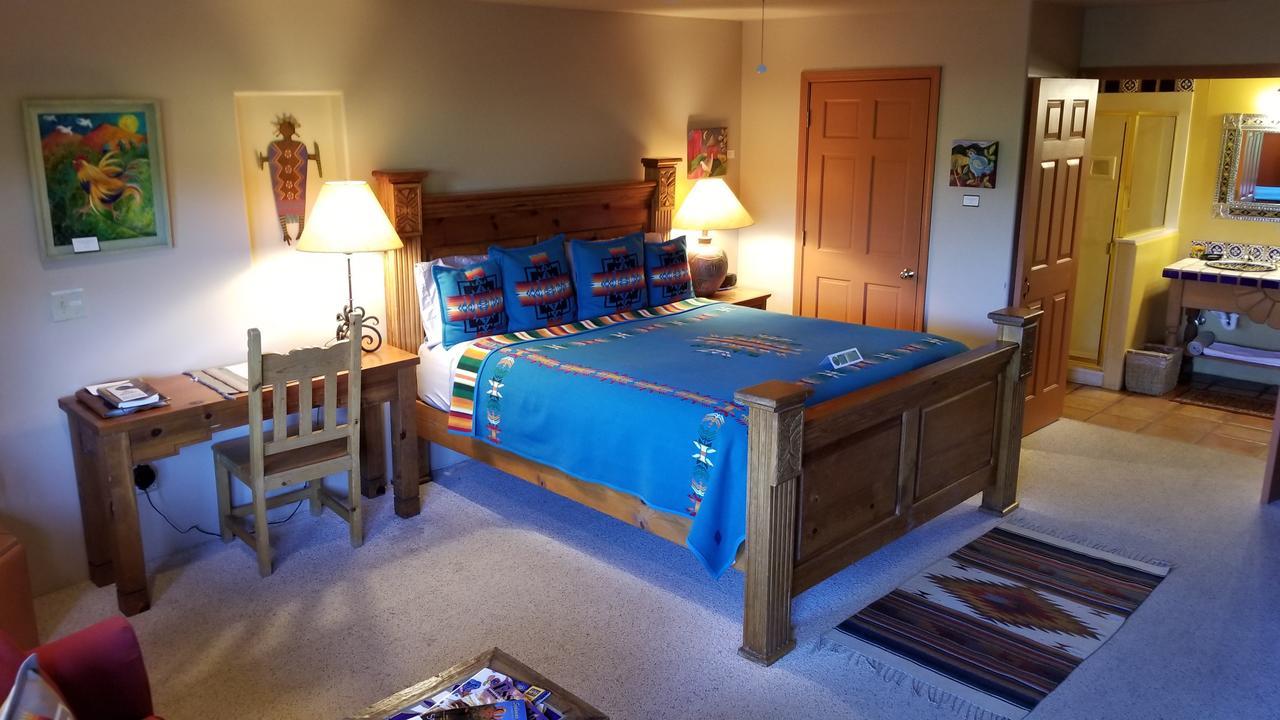Adobe Hacienda Bed & Breakfast Седона Экстерьер фото